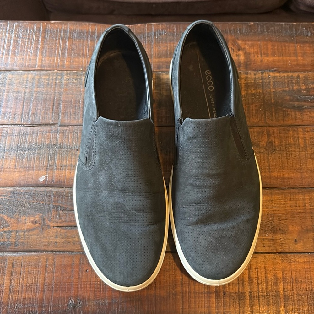 Ecco Slip on sneakers